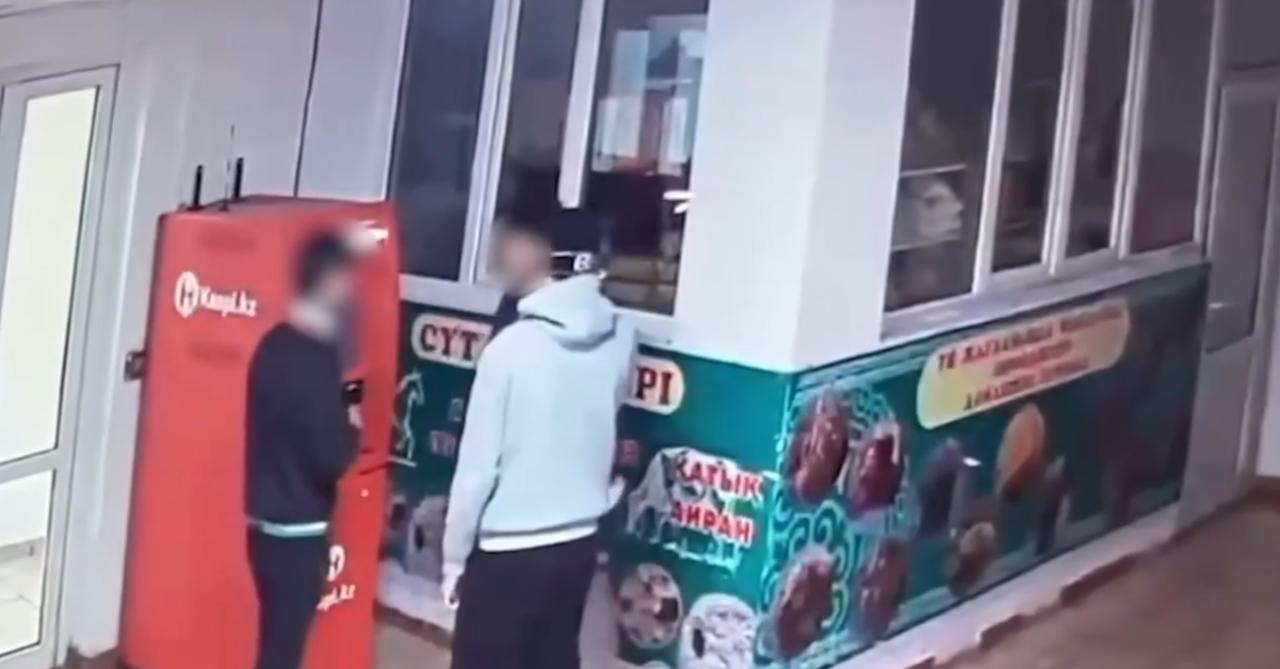 Казахстанца ограбили во время свидания